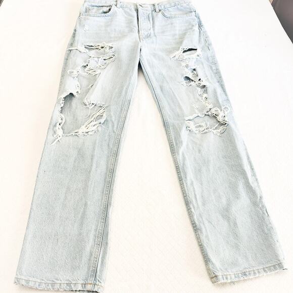 Zara Light Wash Button Fly Straight Leg Ripped Throughout Denim Jeans Size 8 - Picture 2 of 7